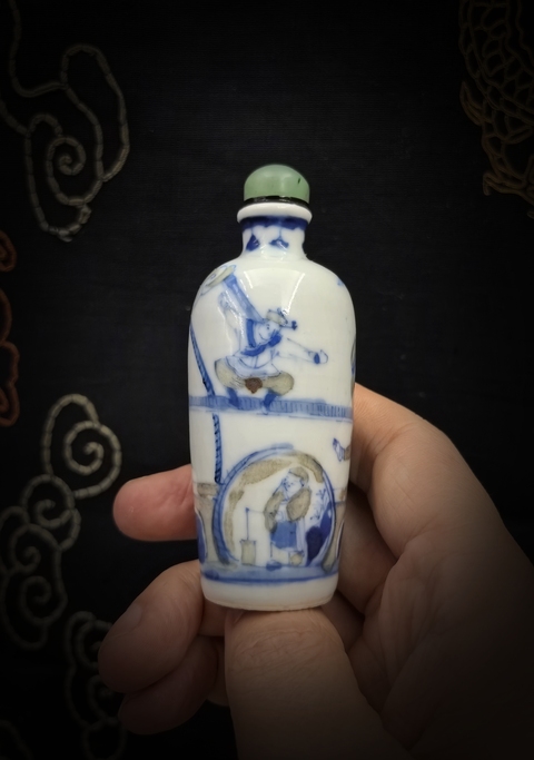 古玩陶瓷青花釉里紅（采花大盜）鼻煙壺拍賣，當前價格8888元