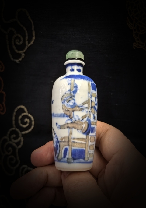 古玩陶瓷青花釉里紅（采花大盜）鼻煙壺拍賣，當前價格8888元