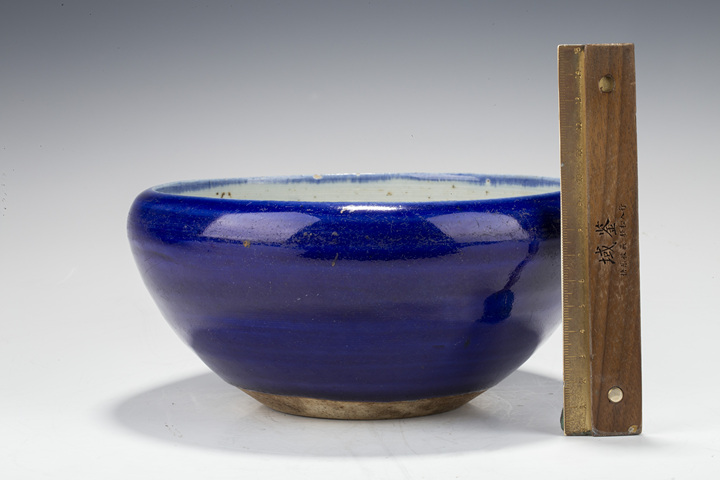 古玩陶瓷清中晚·霽藍釉香爐真品鑒賞圖