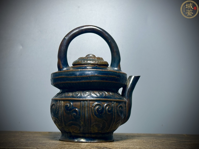 古玩陶瓷晚清磁州窯黑釉提梁壺(文房器)拍賣,當前價格6500元