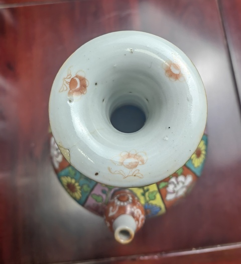 古玩陶瓷粉彩花卉紋軍持拍賣，當前價格66666元
