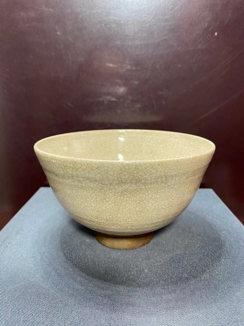 古玩陶瓷明末清初哥釉茶碗拍賣,當前價格1680元