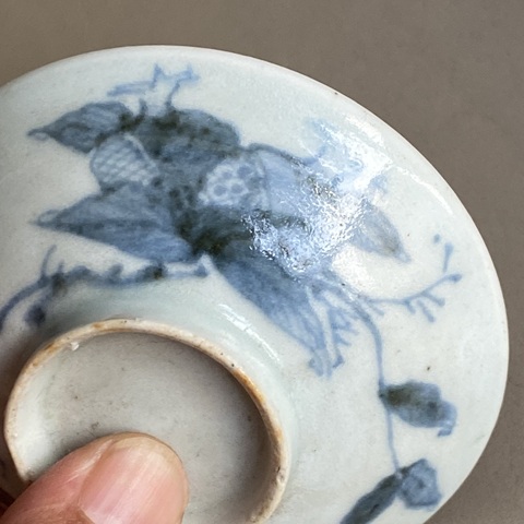 古玩陶瓷日本明治青花三多蓋碗拍賣,當前價格100元