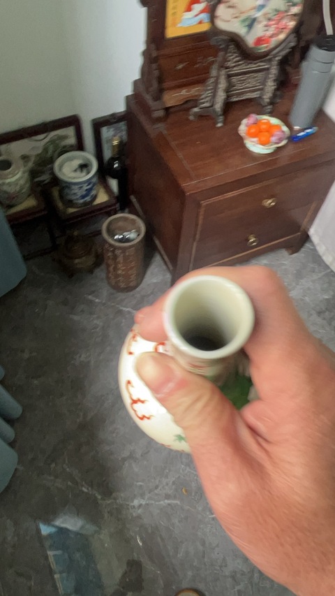 古玩陶瓷五彩龍紋長頸瓶真品鑒賞圖