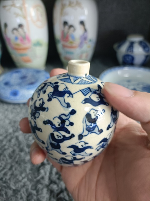 古玩陶瓷晚清煨瓷青花嬰戲圖罐拍賣,當前價格3888元