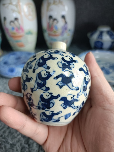 古玩陶瓷晚清煨瓷青花嬰戲圖罐拍賣,當前價格3888元