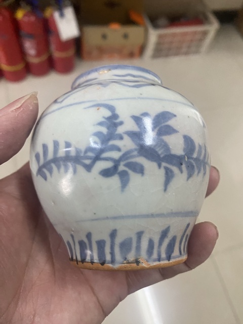 古玩陶瓷青花花卉紋蓋罐真品鑒賞圖