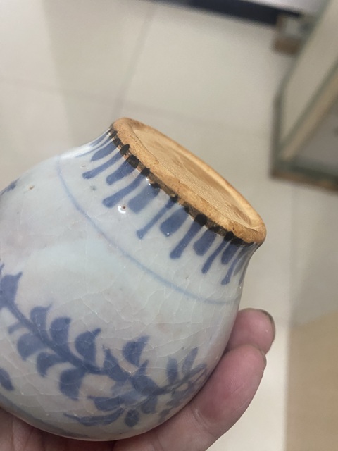 古玩陶瓷青花花卉紋蓋罐真品鑒賞圖