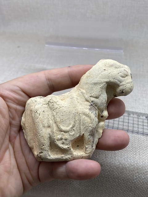 古玩陶瓷宋陶擦擦馬拍賣，當前價格0元