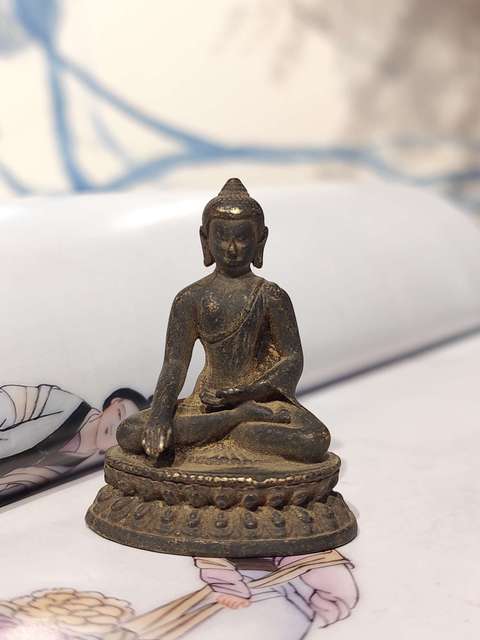 古玩銅器銅釋迦摩尼真品鑒賞圖