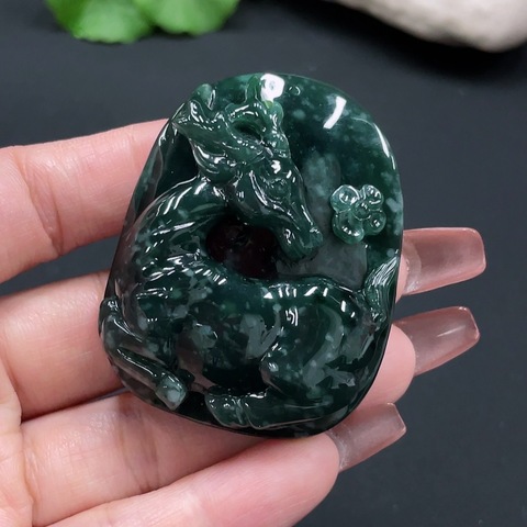 古玩玉器262天然翡翠鹿牌掛件拍賣,當(dāng)前價格360元
