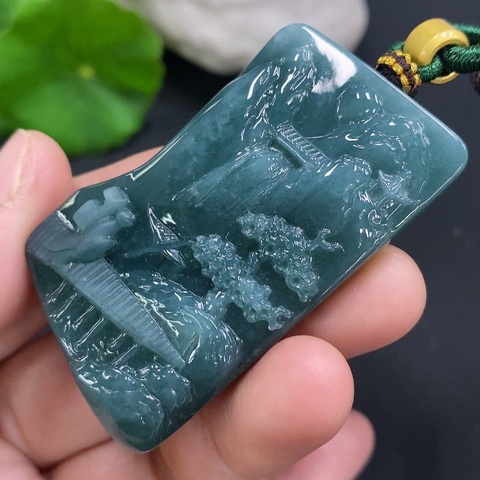 古玩玉器264天然翡翠山水牌掛件拍賣,當前價格358元