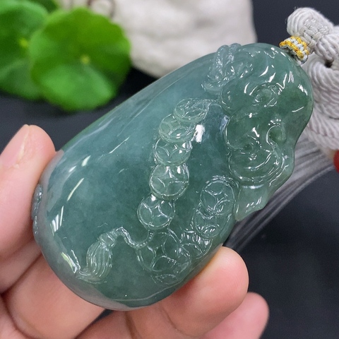 古玩玉器265天然翡翠錢(qián)袋掛件拍賣(mài)，當(dāng)前價(jià)格380元