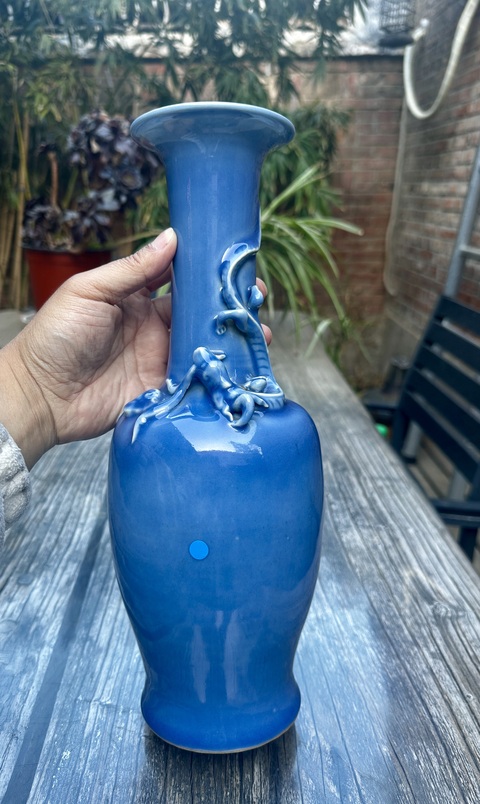 古玩陶瓷清晚天藍釉賞瓶拍賣,當前價格9888元