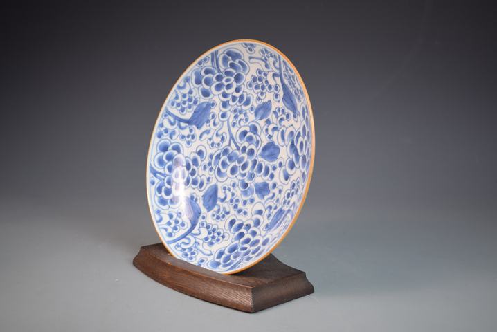 古玩陶瓷清康熙青花雙犄牡丹紋盤(pán)拍賣(mài),當(dāng)前價(jià)格414元