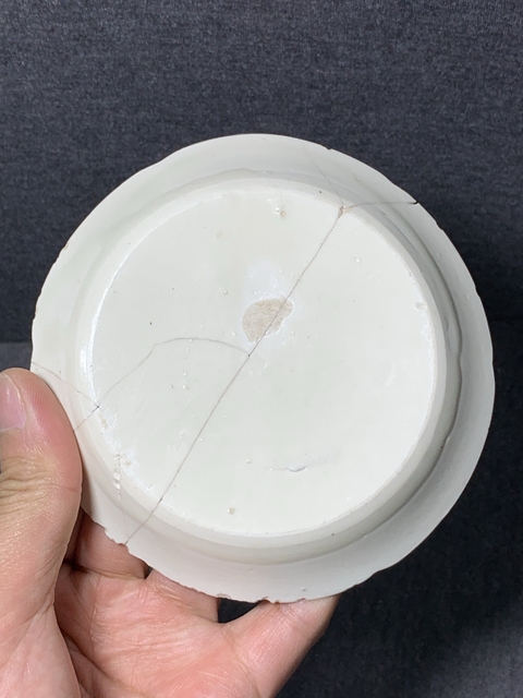 古玩陶瓷宋代五大名窯之一定窯白瓷六出筋洗拍賣,當前價格5980元
