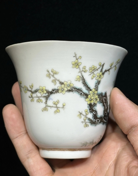 古玩陶瓷清光緒.花鳥紋鈴鐺杯拍賣,當前價格60000元