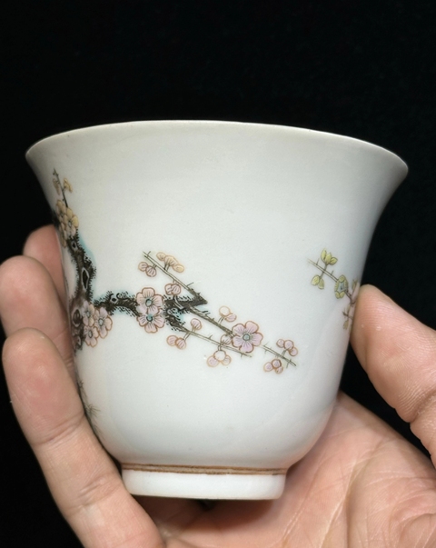 古玩陶瓷清光緒.花鳥紋鈴鐺杯拍賣,當前價格60000元