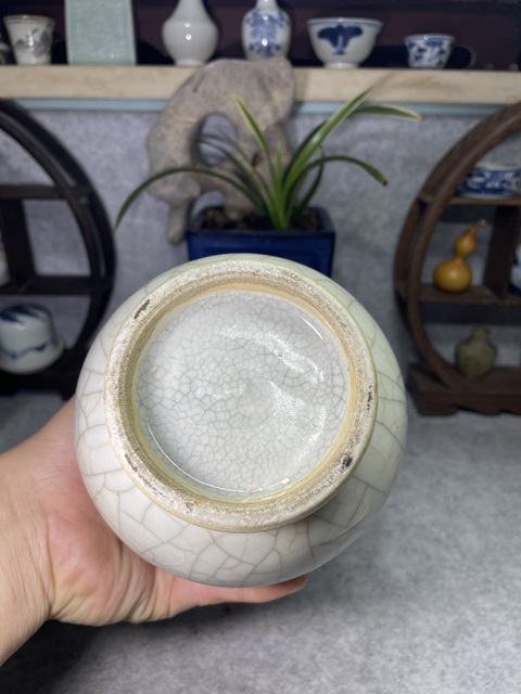 古玩陶瓷清中期哥釉獸耳琵琶尊拍賣,當前價格8199元