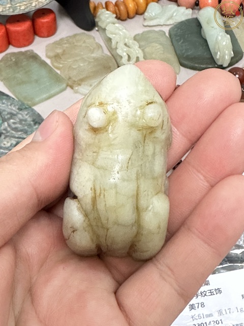 古玩玉器金蟾拍賣，當前價格1800元