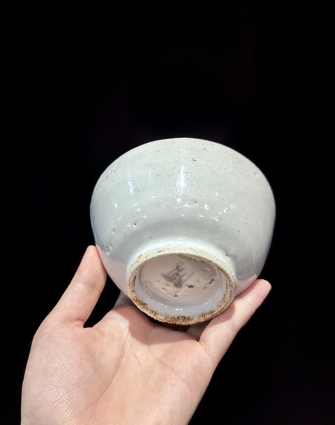 古玩陶瓷晚明白釉茶碗拍賣,當前價格400元