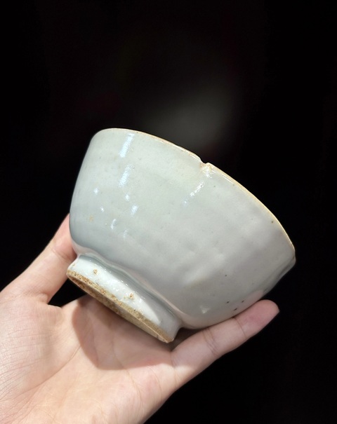 古玩陶瓷晚明白釉茶碗拍賣,當前價格400元