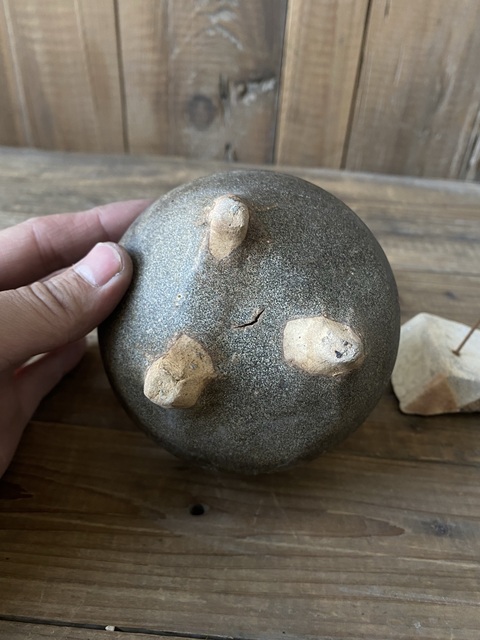 古玩陶瓷褐釉三足爐真品鑒賞圖