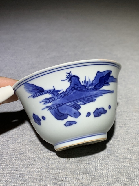 古玩陶瓷山水詩文青花杯真品鑒賞圖