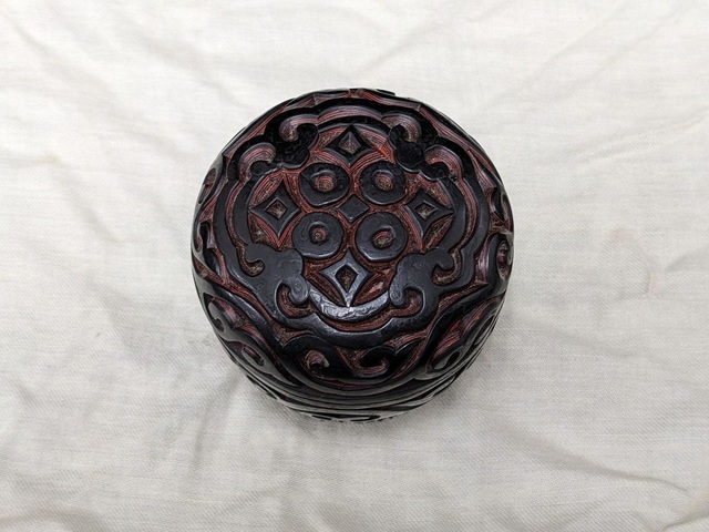 古玩雜項剔犀圓盒真品鑒賞圖