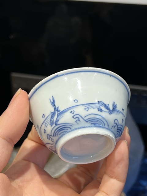 古玩陶瓷青花魚化龍杯真品鑒賞圖