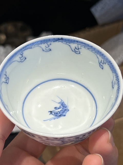 古玩陶瓷青花魚化龍杯真品鑒賞圖