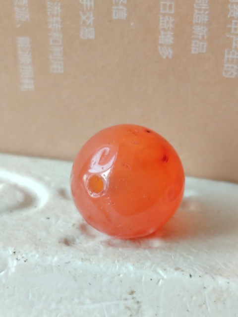 古玩玉器天然紅瑪瑙珠真品鑒賞圖