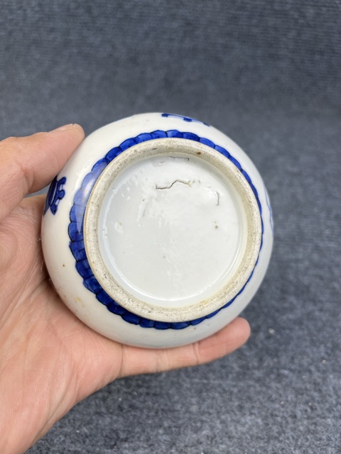 古玩陶瓷青花芭蕉博古花卉紋蒜頭瓶拍賣,當前價格2888元
