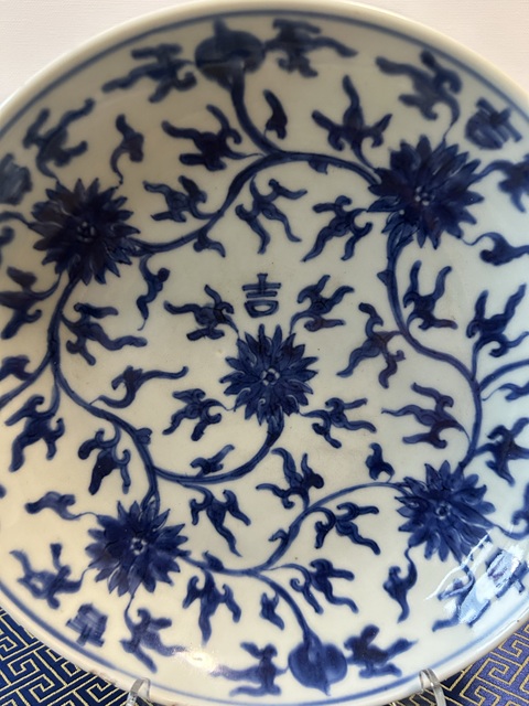 古玩陶瓷清康雍·青花纏枝花卉吉字盤拍賣,當(dāng)前價(jià)格12000元