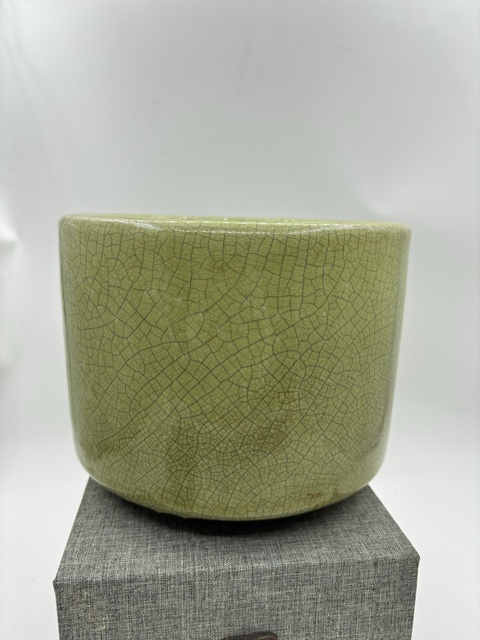 古玩陶瓷光緒漳州窯綠哥釉三足筒式香爐拍賣,當前價格3600元