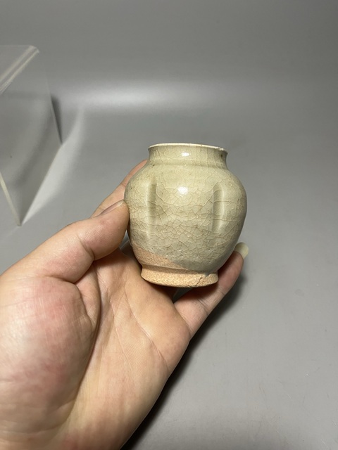 古玩陶瓷青白釉瓜棱罐拍賣(mài)，當(dāng)前價(jià)格880元