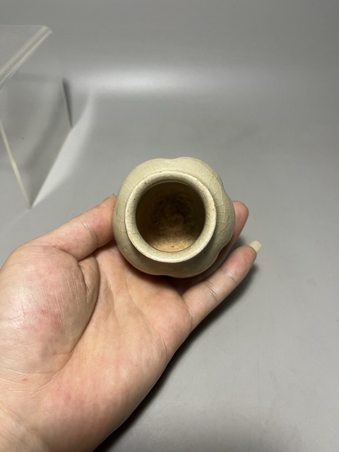 古玩陶瓷青白釉瓜棱罐拍賣(mài)，當(dāng)前價(jià)格880元