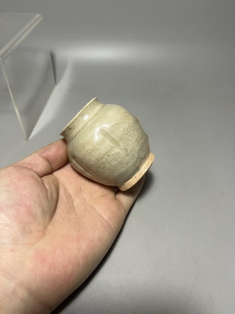 古玩陶瓷青白釉瓜棱罐拍賣(mài)，當(dāng)前價(jià)格880元