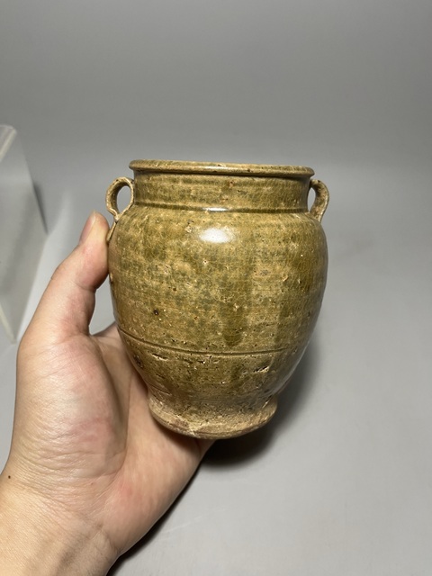 古玩陶瓷唐代越窯青釉雙系罐拍賣,當(dāng)前價(jià)格3680元