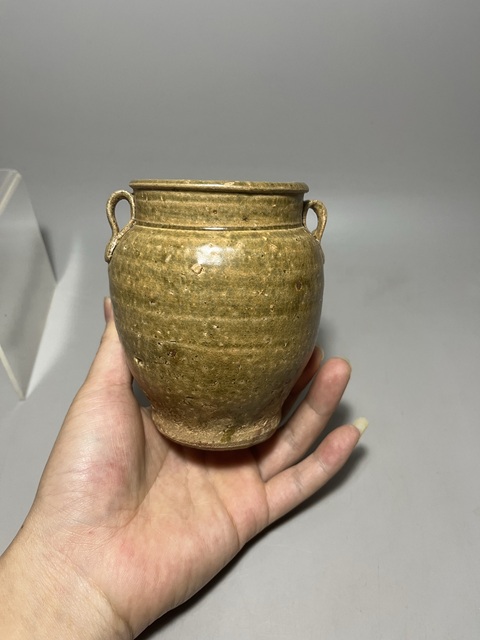 古玩陶瓷唐代越窯青釉雙系罐拍賣,當(dāng)前價(jià)格3680元