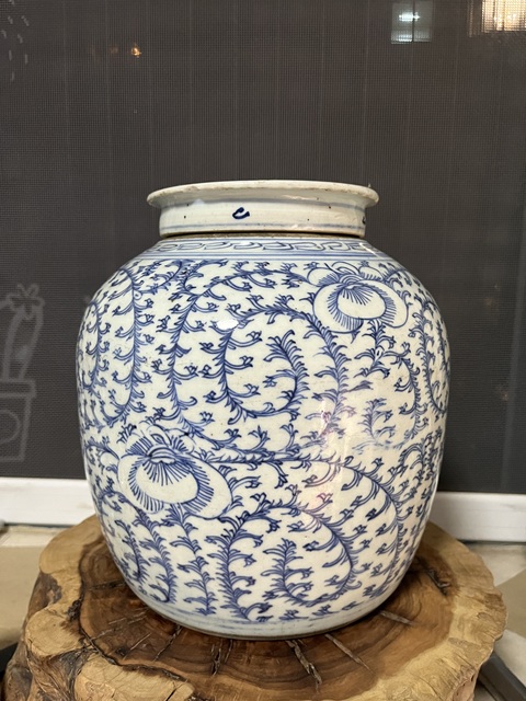 古玩陶瓷花卉紋青花蓋罐拍賣,當前價格1588元