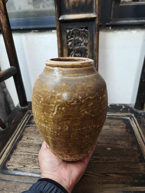 古玩陶瓷黃釉罐拍賣，當前價格1200元