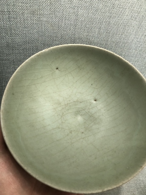 古玩陶瓷龍泉窯青釉碗真品鑒賞圖