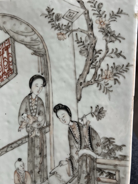古玩陶瓷墨彩礬紅仕女人物四方瓶真品鑒賞圖