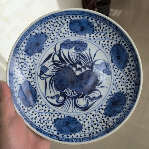 古玩陶瓷青花花卉一把蓮紋盤拍賣，當(dāng)前價(jià)格1600元
