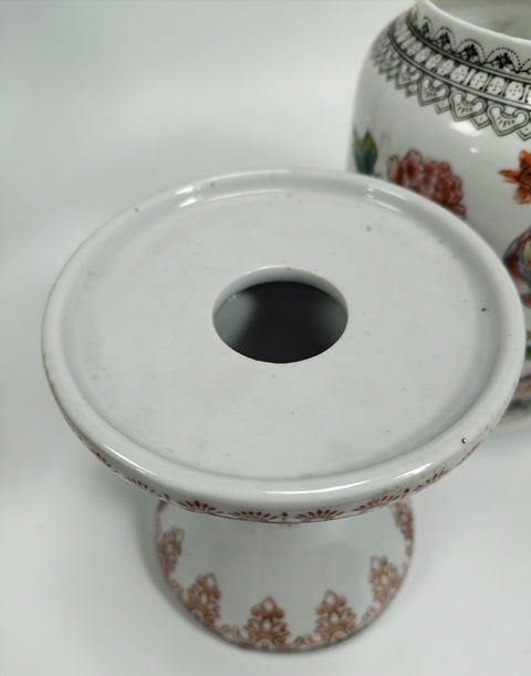 古玩陶瓷粉彩鳳穿牡丹圖燈瓶真品鑒賞圖