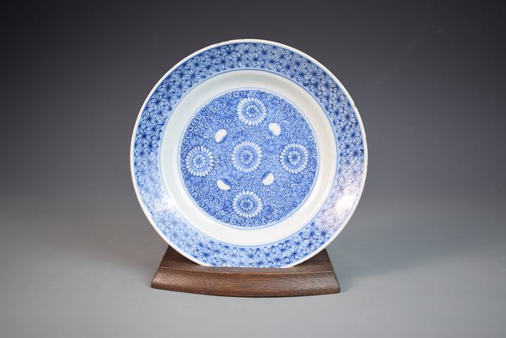 古玩陶瓷康熙青花皮球花盤拍賣,當前價格1500元