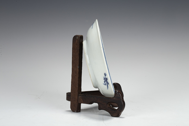 古玩陶瓷清康雍·青花線描鳳紋小盤一對拍賣，當前價格2000元