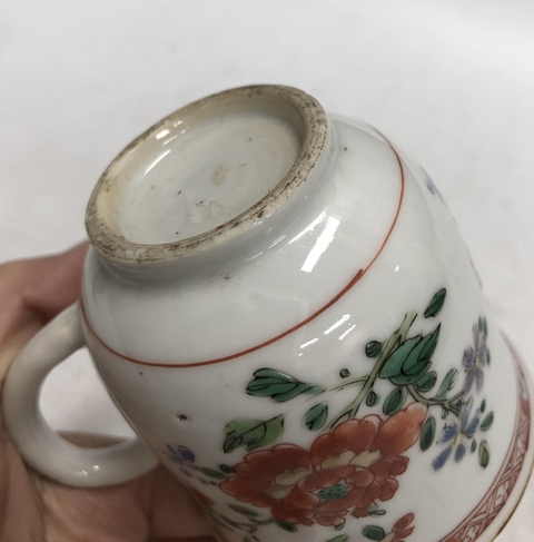 古玩陶瓷清康熙·五彩花卉紋執(zhí)杯拍賣(mài),當(dāng)前價(jià)格3999元