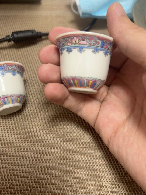 古玩陶瓷粉彩花卉紋杯真品鑒賞圖
